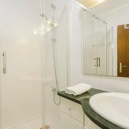 75 - Aurora Apartamento Ferrel (Leiria)