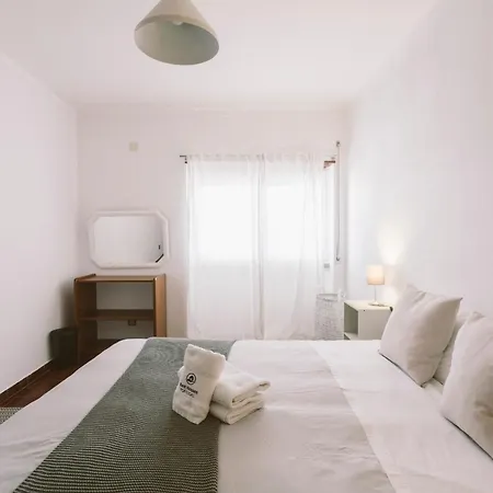 75 - Aurora Apartamento Ferrel (Leiria)