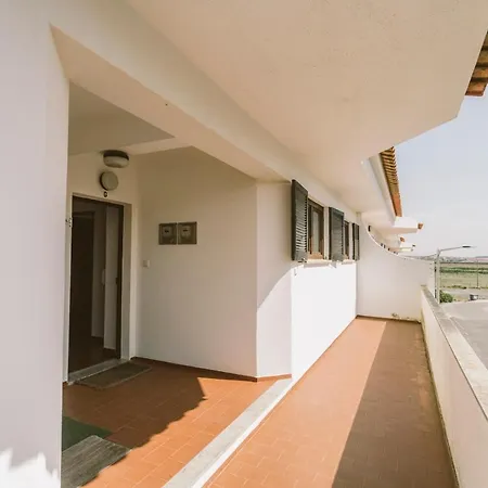 Apartamento 75 - Aurora Ferrel (Leiria)